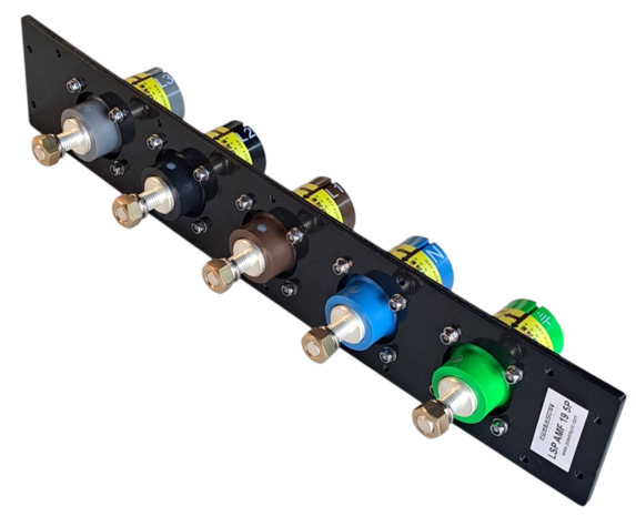 Montagepaneel vlak met vijf 500A source connectoren